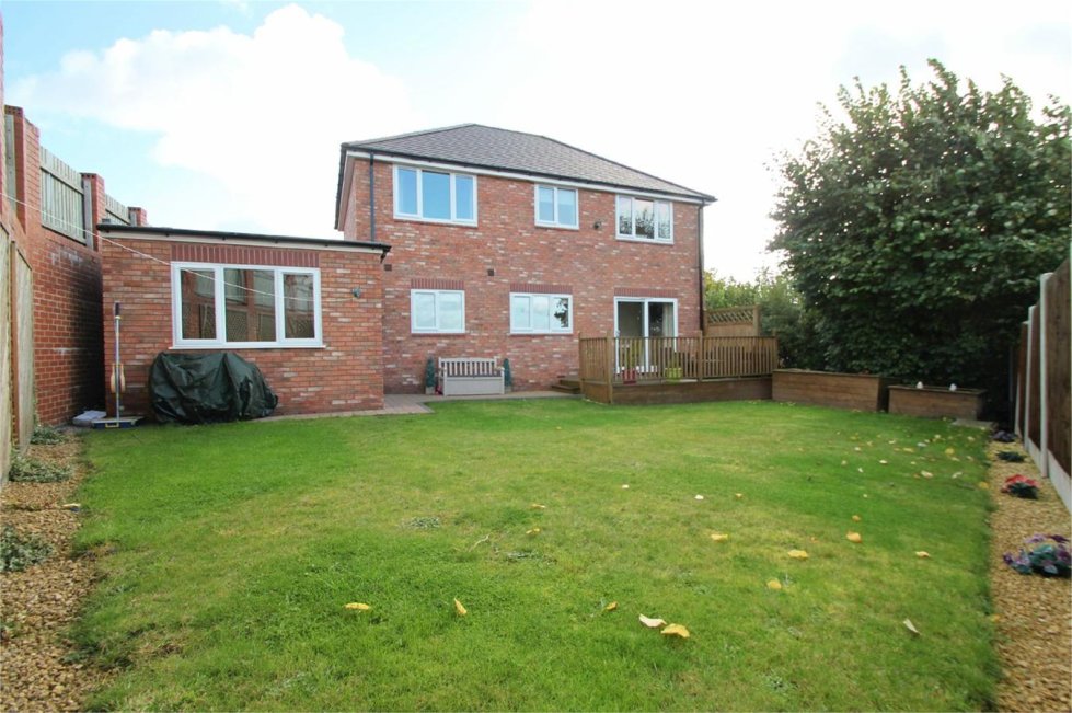 4 bedroom property for sale in Ruiton Street, Lower Gornal, DUDLEY