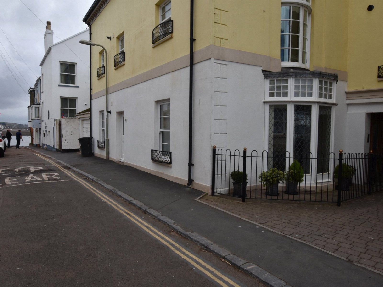2 bedroom property to let in Ivy House, Ivy Lane, Teignmouth, TQ14 £