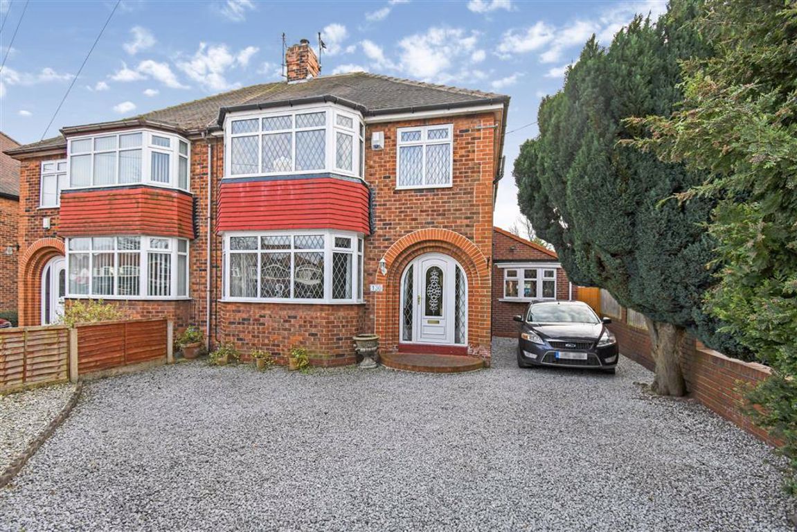 4 bedroom property for sale in Kingston Road, Willerby, East Riding Of