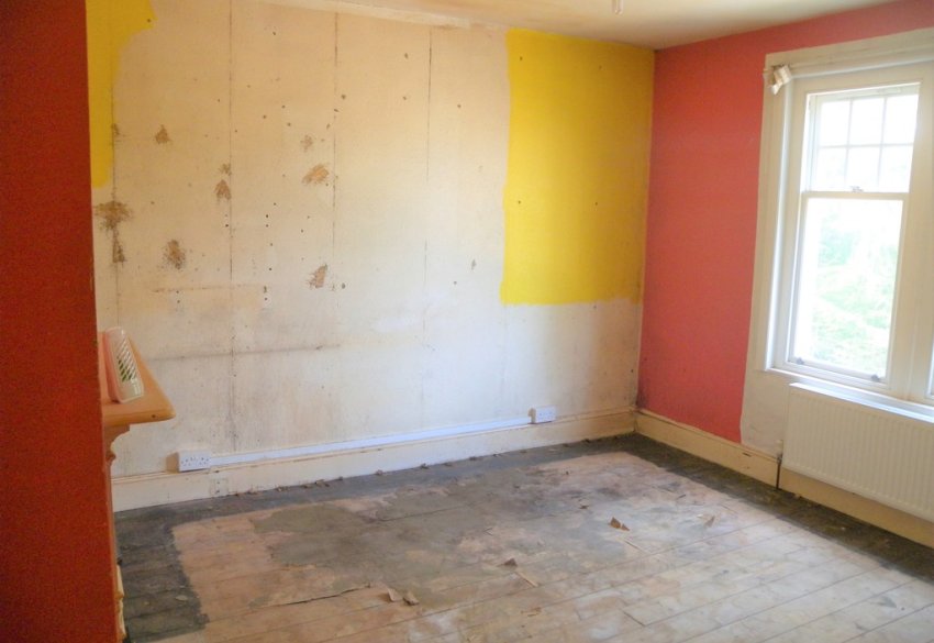 2 bedroom property for sale in Forest Row, East Sussex Guide price £