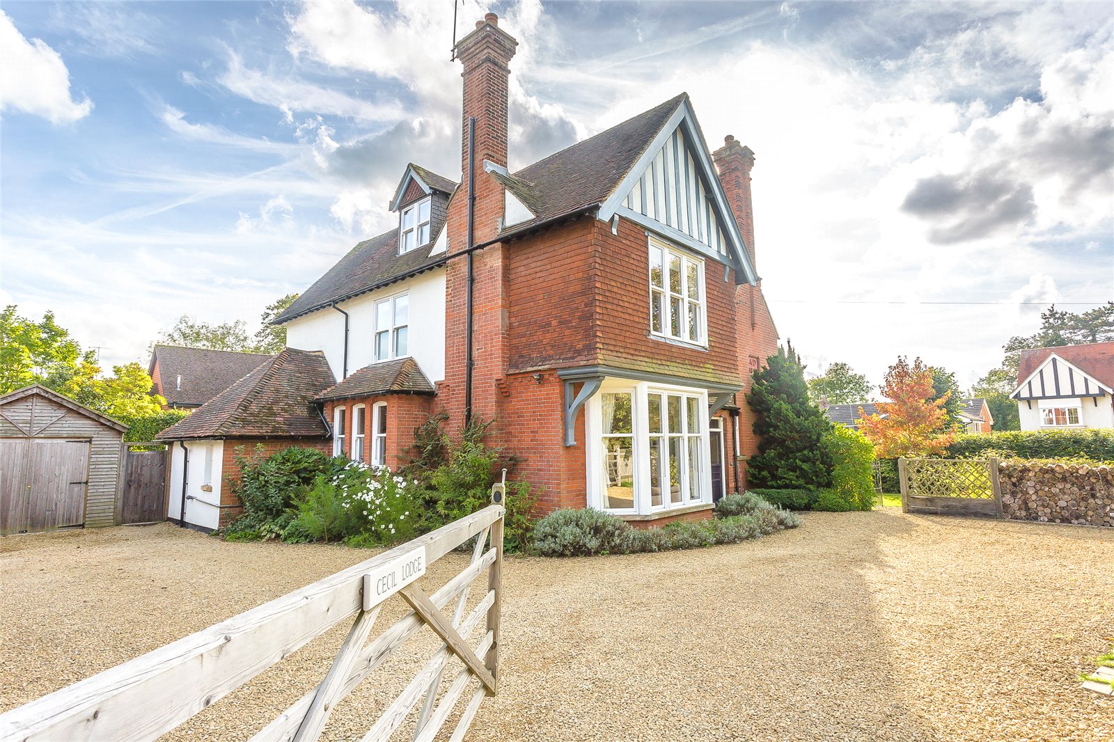 JacksonStops 5 bedroom property for sale in Bluehouse Lane