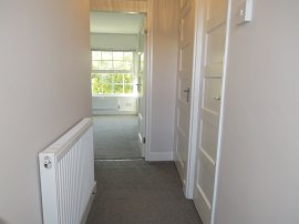 Cole Green Lane, Welwyn Garden City thumb 2