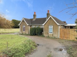 Wisbech Road, Long Sutton, Spalding thumb 2