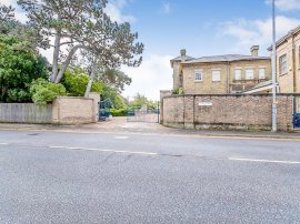 Boston Road, Sleaford thumb 1