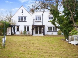 Epping Road, Roydon, Harlow photo