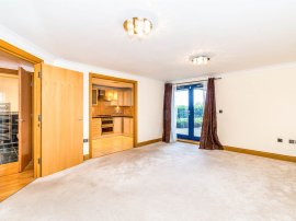 Canute Road, Southampton photo