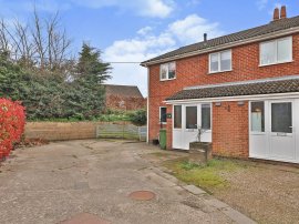 Copper Beech Close, Fakenham photo