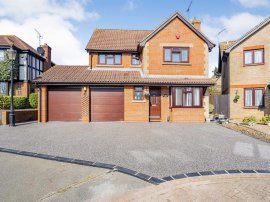 Whitebeam Close, Cheshunt photo
