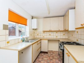 Chestnut Close, Sleaford thumb 3