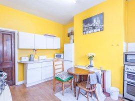 Dockfield Place, Shipley thumb 2