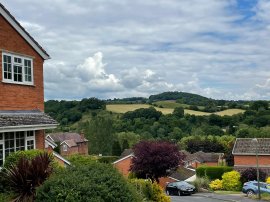 Woodthorpe Drive, BEWDLEY thumb 2