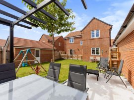 Stearn Way, Buntingford thumb 3