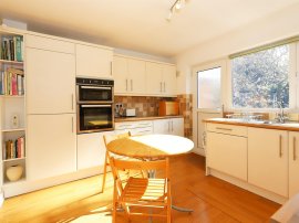 Nursery Close, Hagley, Stourbridge thumb 2