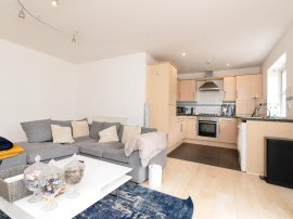 Oakfield Mews, Roath, Cardiff thumb 3