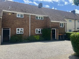 Manor Park, Houghton Regis, Dunstable photo