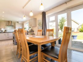Churchill Rise, Axminster thumb 3