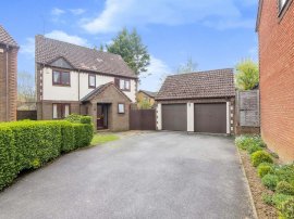 Keepers Close, Chandler's Ford, Eastleigh photo