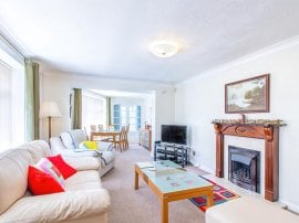 Lonsdale Rise, Tingley, Wakefield thumb 3