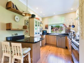 Preston Drive, Epsom thumb 3