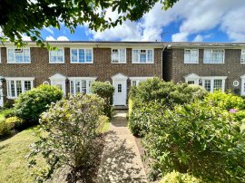 Lakelands Close, Eastbourne photo