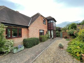 Taunton Deane, Emerson Valley, Milton Keynes thumb 1
