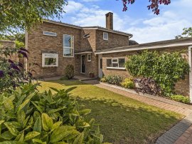 Barham Court, Melbourn, Royston thumb 1