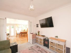 Dover Road, Polegate thumb 3