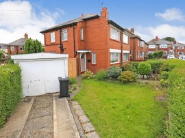 Roseville Drive, Harrogate thumb 2