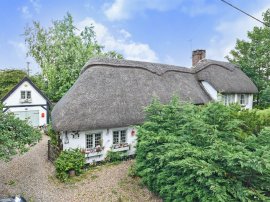 Salisbury Road, Fordingbridge thumb 1