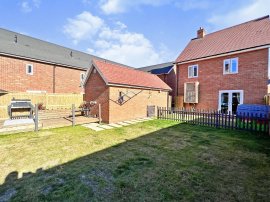 Chislehurst Place, Great Denham, Bedford thumb 3