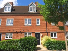 Brookfield Drive, HORLEY photo