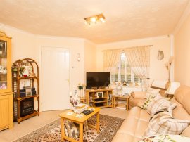 Penny Royal Close, Calne thumb 2