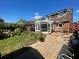 Balmoral Close, Gosport thumb 2