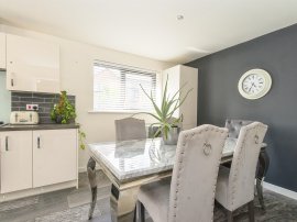 Fox Lane, Allerton Bywater, Castleford thumb 3