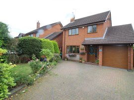 Woodland Road, Whitby, Ellesmere Port photo