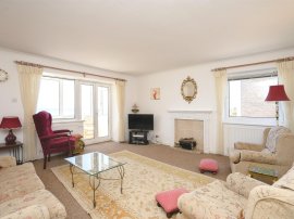 Seaview Road, Worthing thumb 3