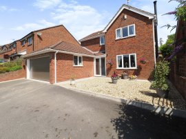 Manor Road, Ashbourne photo