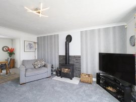 Manor Road, Ashbourne thumb 2