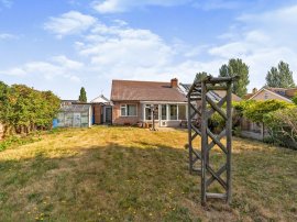 Vicarage Close, Standon, Ware thumb 3