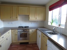 Campion Road, HATFIELD photo