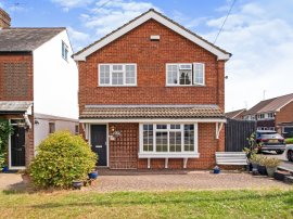 Leverstock Green Road, Hemel Hempstead photo