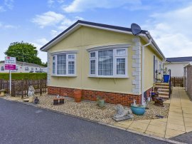 Allington Gardens, Allington, Grantham photo