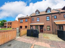 Oldfield Court, Dereham photo