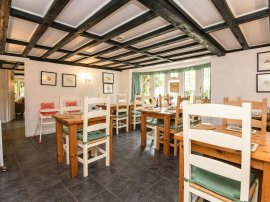 The Bark House Hotel, Tiverton thumb 3
