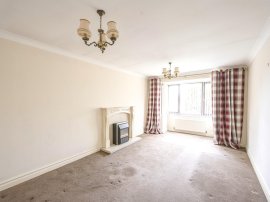 Meadow Walk, Edenthorpe, Doncaster thumb 2
