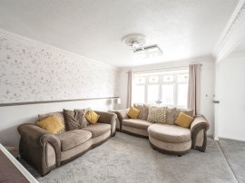 Pasture Close, Armthorpe, Doncaster thumb 3