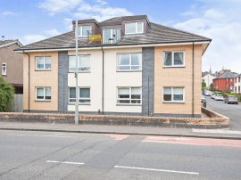 Cairns Court, Cambuslang, Glasgow thumb 1