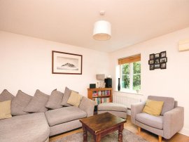 Nightingale Close, Polegate thumb 2