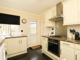 The Grove, Wheatley Hills, Doncaster thumb 3