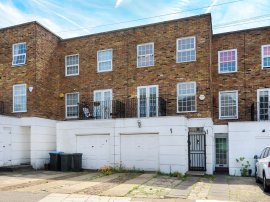 Oak Avenue, Enfield thumb 1